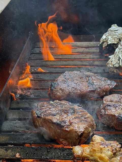 Grillafton på V&V – slottsmiljö och bokskog